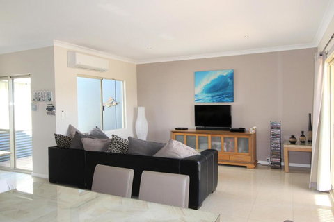 Ocean Breeze - Accommodation Perth 1