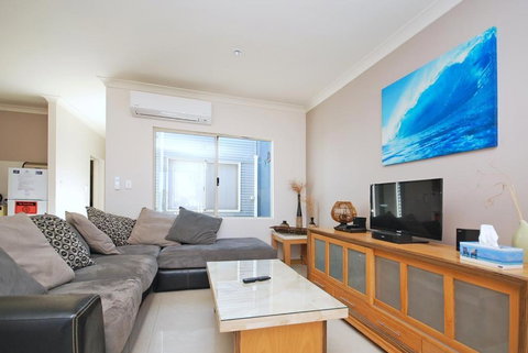 Ocean Breeze - Accommodation Perth 2