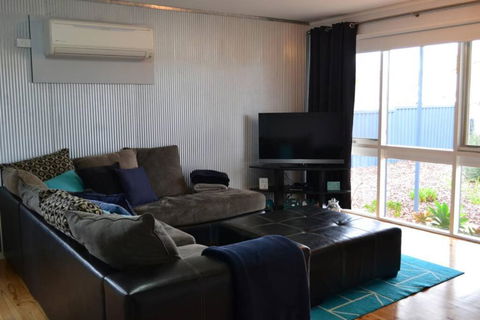 Ocean Breeze - Perth Resorts 1