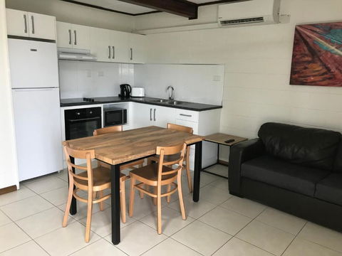 Ocean Breeze Units - Perth Resorts 2