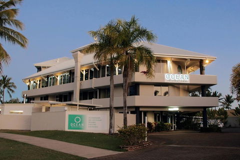 Ocean International Hotel - Accommodation Perth 0
