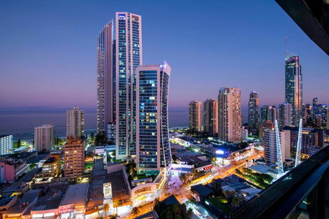 OCEAN VIEW APARTMENTS - Circle On Cavill - Self Contained & Privately Managed - Accommodation Perth 2