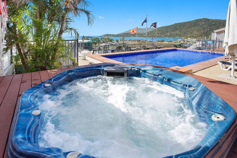 OCEAN VIEWS 10A - Accommodation Perth 0