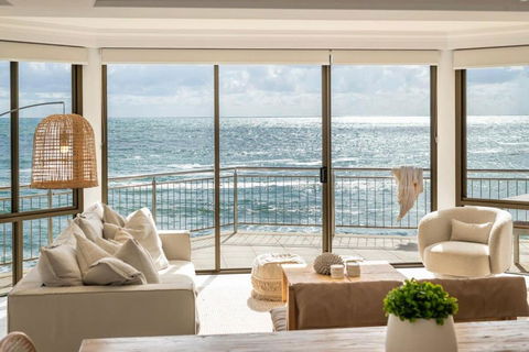 Oceans 8 - Oceanstays - Perth Resorts 0