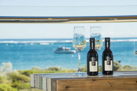Oceans View - Luxury Apartment With Ocean Views - Accommodation Perth 0