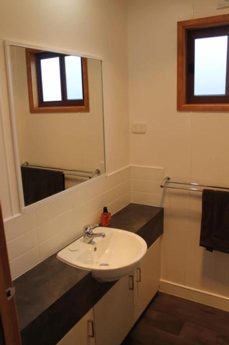 OMARU FARM STAY - Accommodation Perth 2