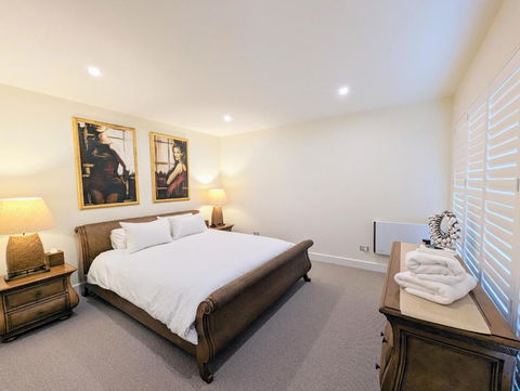 ONE Luxury Apartment - Perth Resorts 2