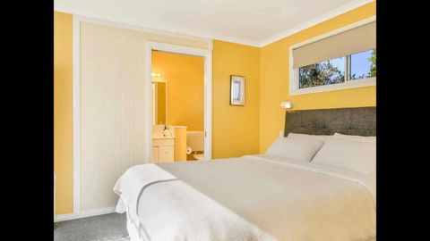 Orange Blossom- Comboyne Mountain Cottages - Accommodation Perth 3