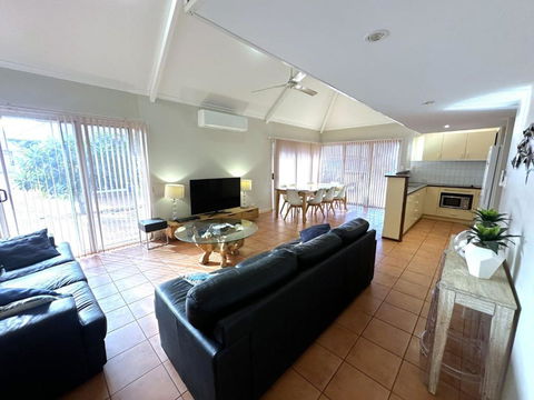 Osprey Holiday Village Unit 117 - Accommodation Perth 3