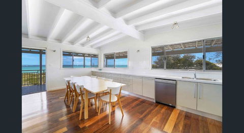 Ospreys View - Relaxed Coastal Vibe - Accommodation Perth 3