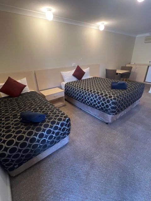 OVERLANDER MOTOR LODGE - Perth Resorts 2