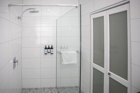 Oxbridge- Period Home In Central Goulburn - Perth Resorts 1