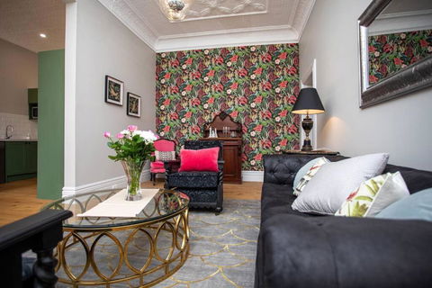 Oxbridge- Period Home In Central Goulburn - Perth Resorts 3