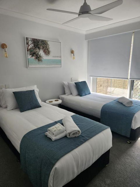 Pacific Surf Absolute Beachfront Apartments - Perth Resorts 3