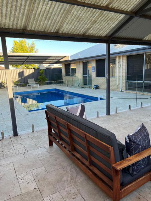 Parkside Pool Home In Aubin Grove - Accommodation Perth 0