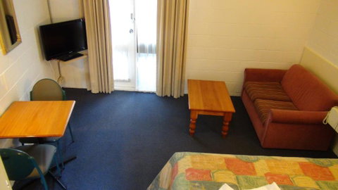 Pathfinder Motel - Accommodation Perth 2