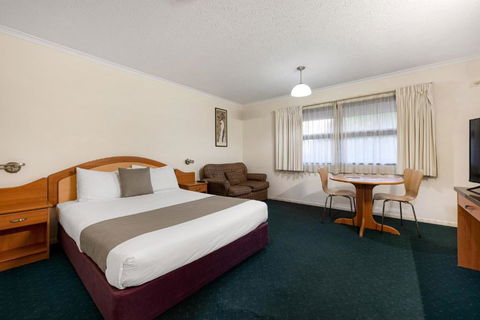 Pegasus Motor Inn And Serviced Apartments - Accommodation Perth 2