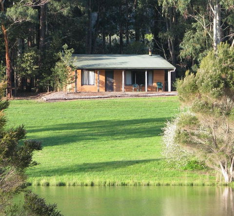 Pemberton Lake View Chalets - Accommodation Perth 0