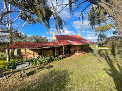 Penobscot Farm Cottage - Accommodation Perth 0