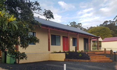 Pemberton Japanese Garden Studio - Accommodation Perth 0