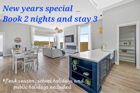 Playa Azul-Beach House On Catherine Hill Bay And Moonee Beach - Accommodation Perth 1