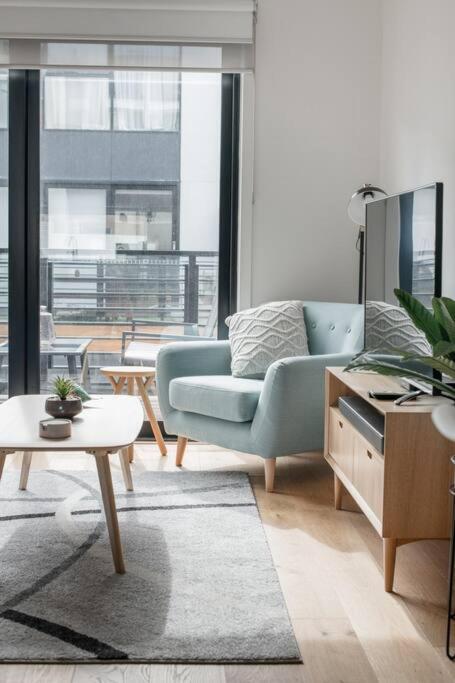 Perfect Port Melbourne Townhouse - Perth Resorts 2