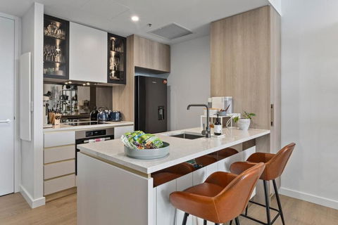 Perfect Location With 5 Star Amenities - Accommodation Perth 3