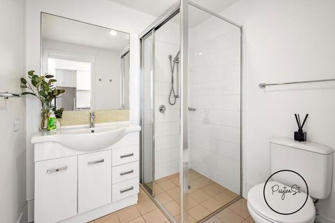 Perfect Penthouse - WiFi Included - Accommodation Perth 1