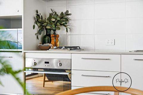 Perfect Penthouse - WiFi Included - Accommodation Perth 2