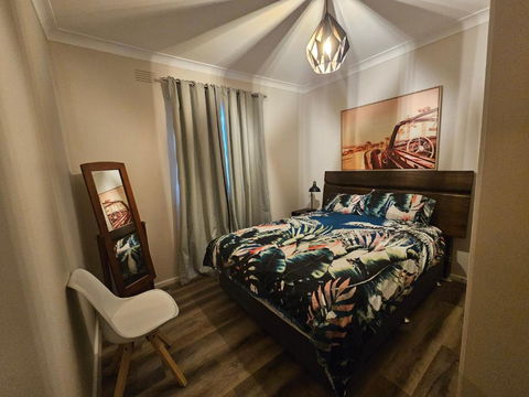 Phoenix House - Perth Resorts 0