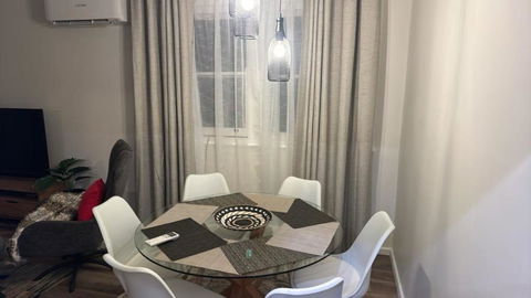 Phoenix House - Perth Resorts 1