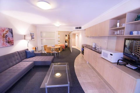 PI702 - Ideally Located Sydney CBD - Accommodation Perth 0