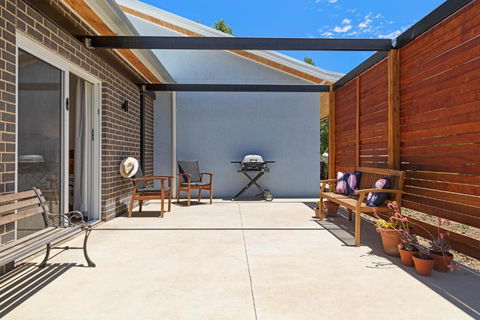 Piccolo B&B - The Perfect Getaway - Accommodation Perth 1