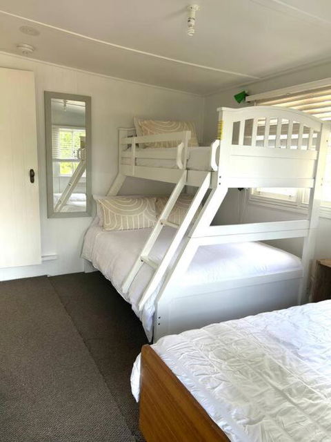 Pine Cottage - Accommodation Perth 3