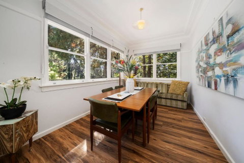 Pine Lodge - Accommodation Perth 3