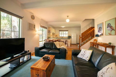 Pinnacle Retreat - Accommodation Perth 0