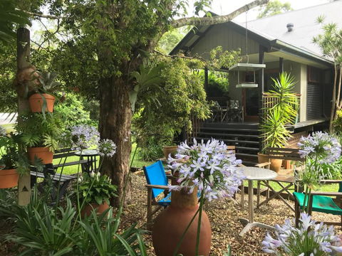 PK Illusions - Accommodation Perth 0