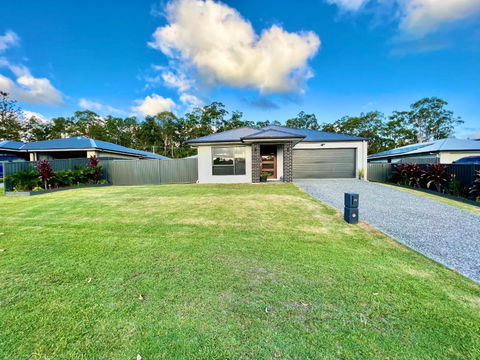 Plantation Retreat 4 Bedroom Modern Home - Accommodation Perth 3