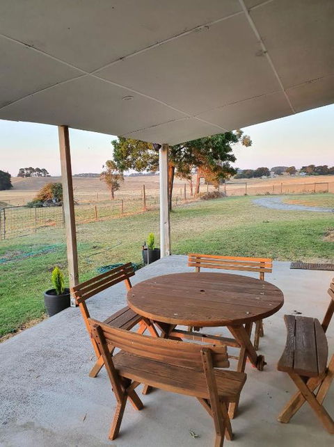 Pleasant Hill BnB - Accommodation Perth 2
