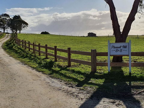 Pleasant Hill BnB - Accommodation Perth 1