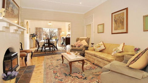 Plum Tree Cottage - Accommodation Perth 1