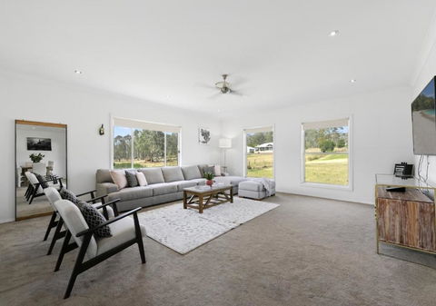 Ponderosa Homestead - Accommodation Perth 2