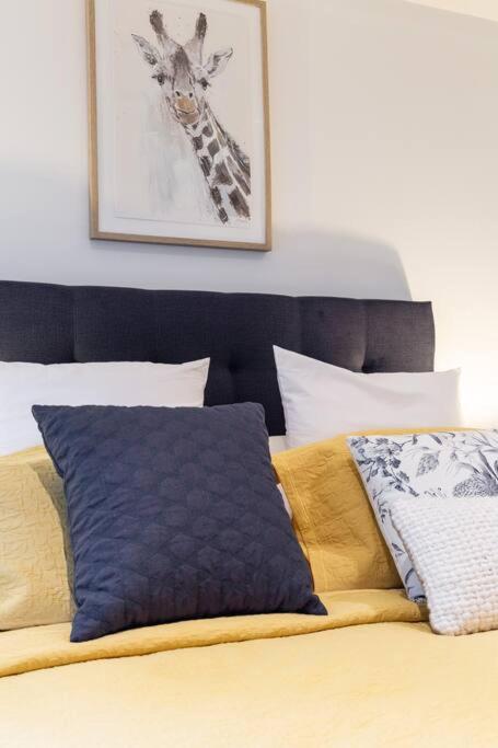 PORT MELBOURNE - A Stay At The Bay - Accommodation Perth 3