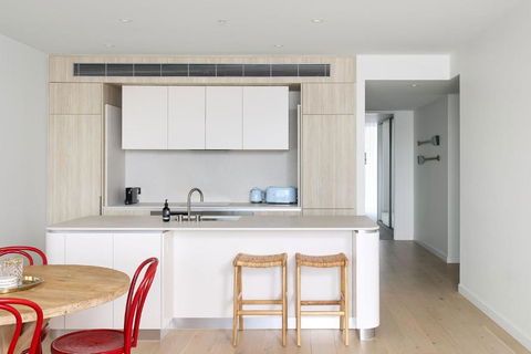 Portside On Honeysuckle - Accommodation Perth 2