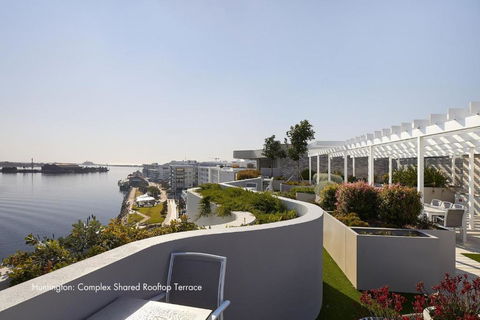 Portside On Honeysuckle - Accommodation Perth 3