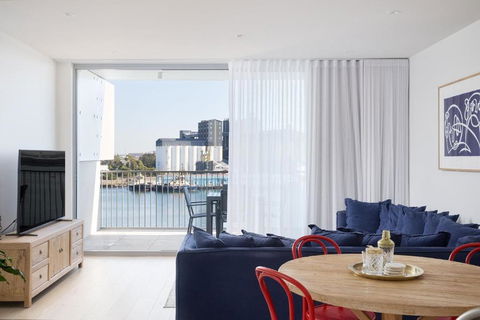 Portside On Honeysuckle - Accommodation Perth 0