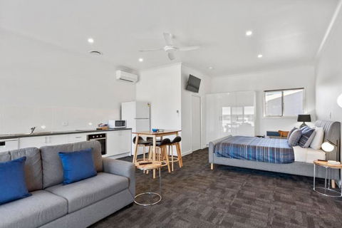 Port Lincoln Shark Apartment 4 - Perth Resorts 0