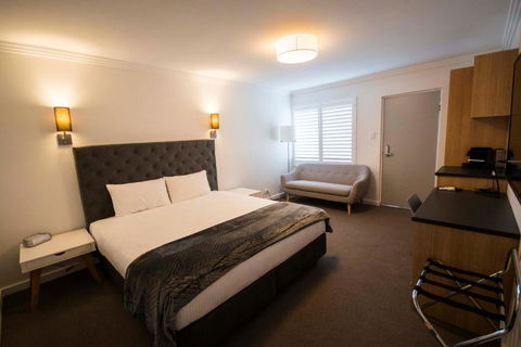 Quays Hotel - Accommodation Perth 2