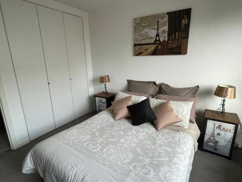 Radiance - Chic Fitzroy Street Apartment - Accommodation Perth 1