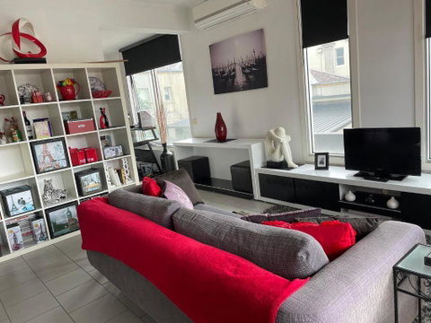 Radiance - Chic Fitzroy Street Apartment - Accommodation Perth 0